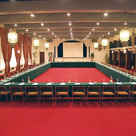 Alay - Adults Only Recommended 4*